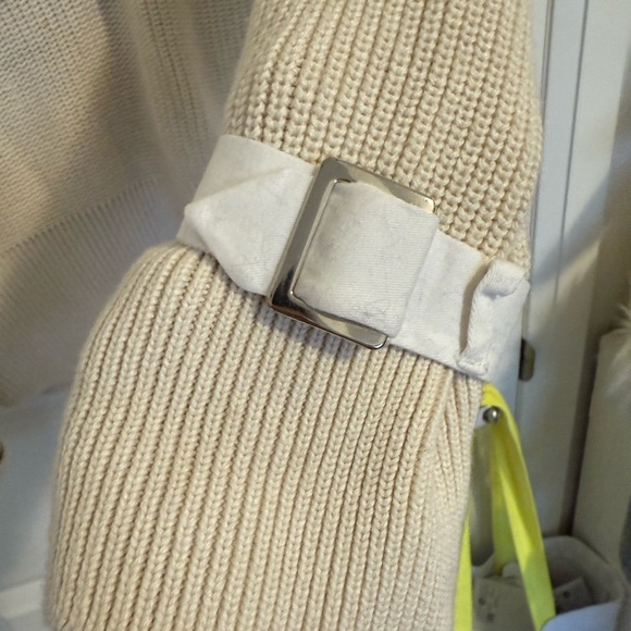 Zara Women's Beige Crewneck Sweater with White Pocket - Picture 2 of 5